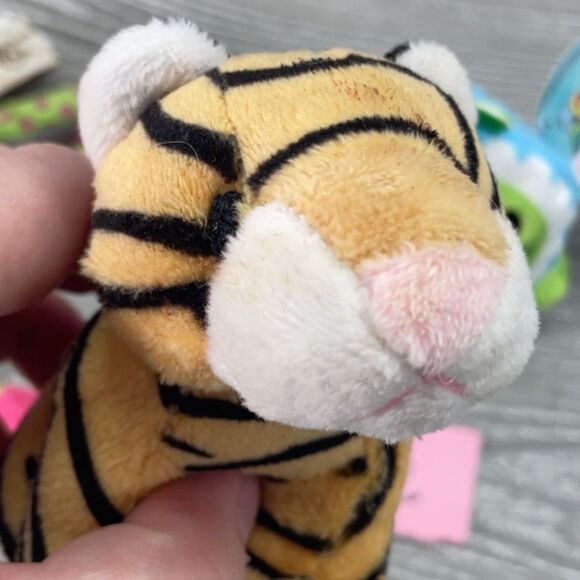 Mini Plush Lot of NINE! Russ Yoniko Wolf Husky, Elephant, Tiger, Animals + More - Picture 9 of 12